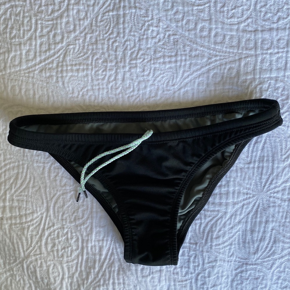 Europe Jolyn bottom